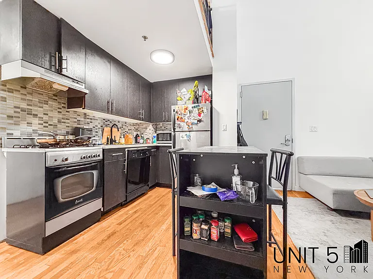 342 Eldert St #312 — Photo 5