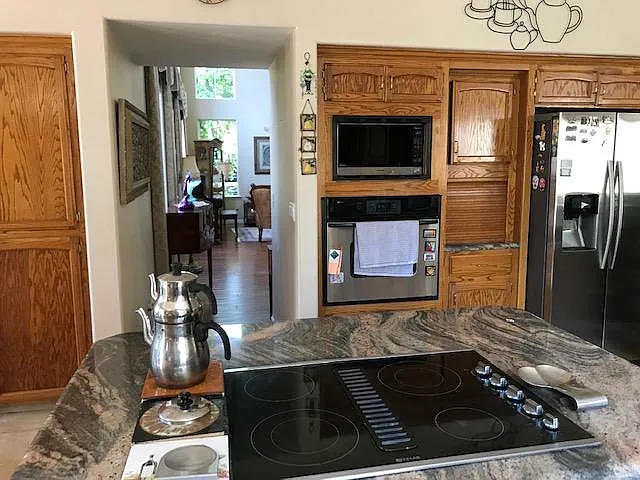 10379 N Pierpont Cir — Photo 22