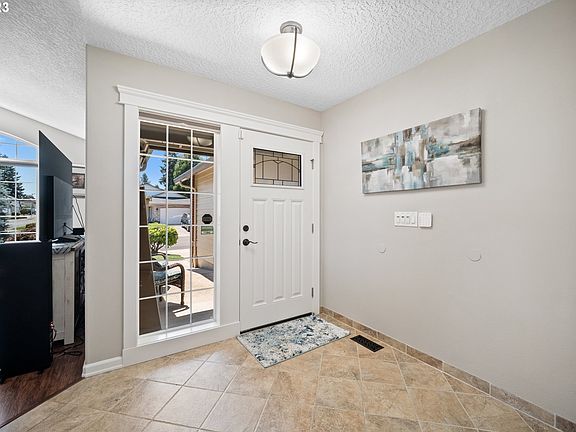 4th image of 13018 NE 96th Way
