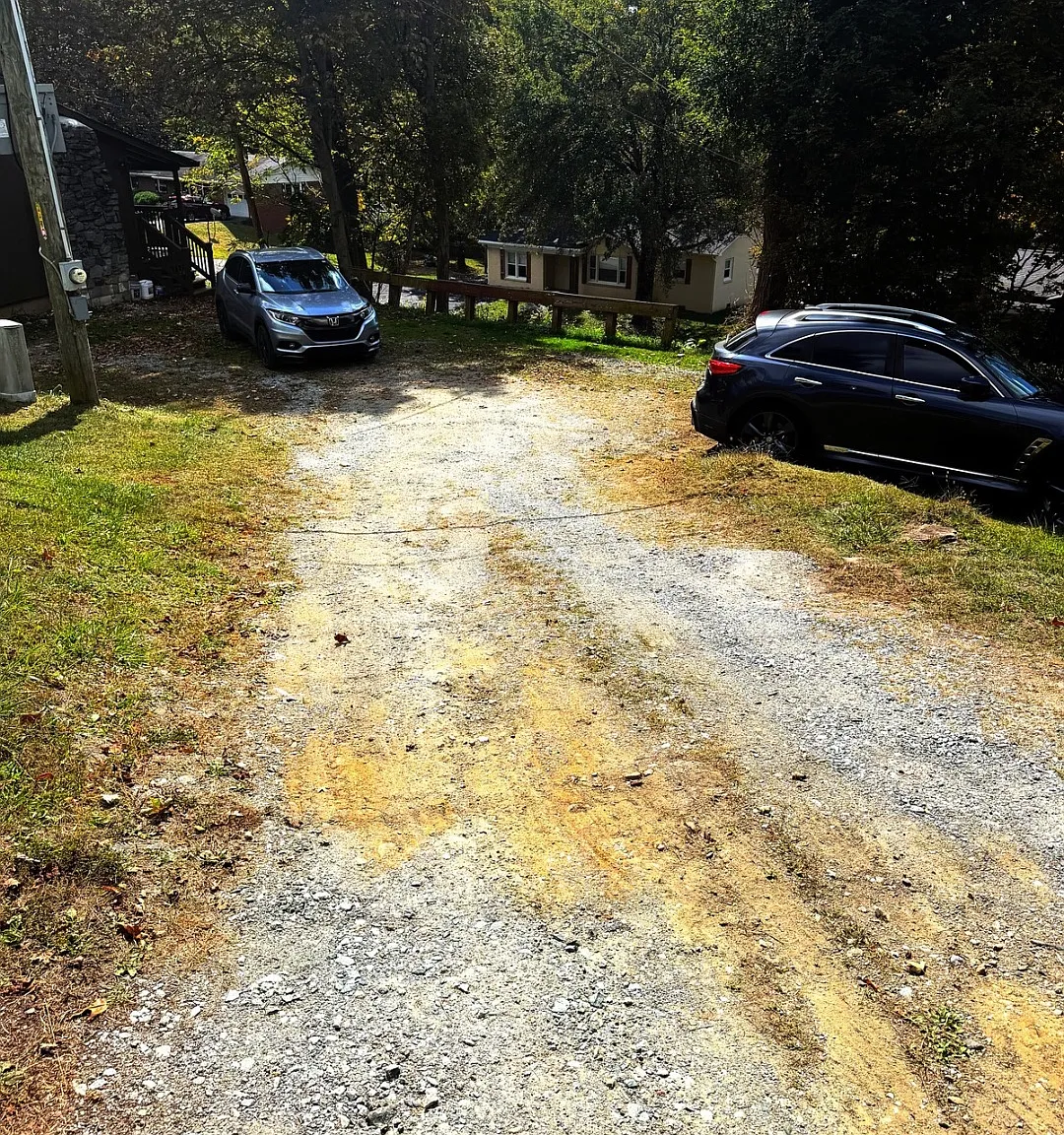 2 bed, 936 sqft, $1,200 — Photo 4