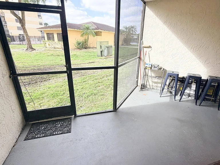 6475 W Oakland Park Blvd — Photo 13