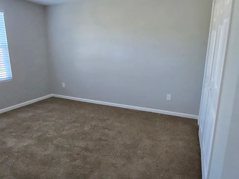 1151 Bentley Ct — Photo 28