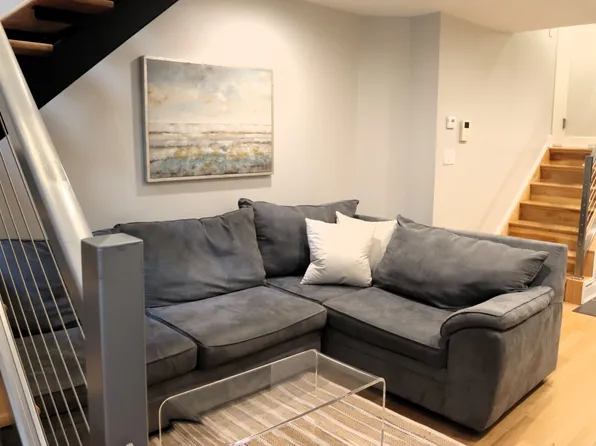 215 East 81st Street 3C image 3 of 7