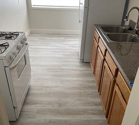 2nd image of 1248 80th Ave