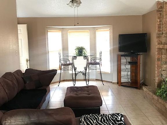 4th image of 10147 Matador St