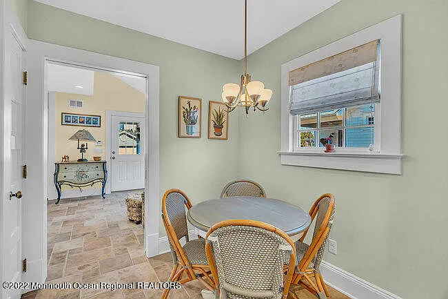 1405 4th Ave — Photo 21