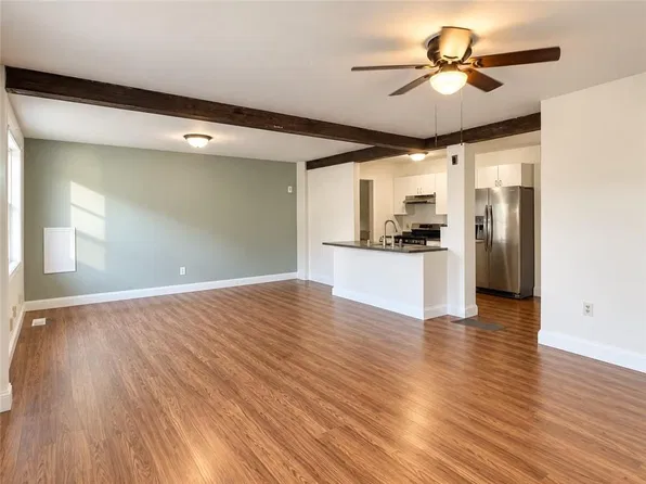 374 Maple Ave #1, Barrington, RI 02806