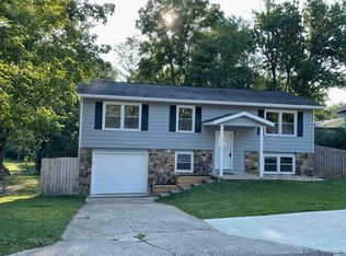 110 N Langley Dr, Ellettsville, IN