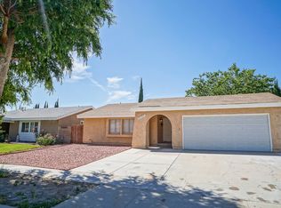 2724 E Avenue R3, Palmdale, CA 93550
