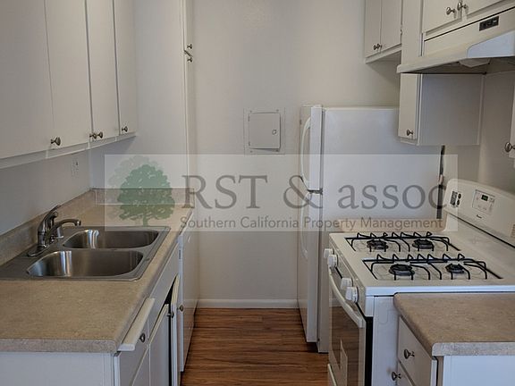 5th image of 1530 Corinth Ave