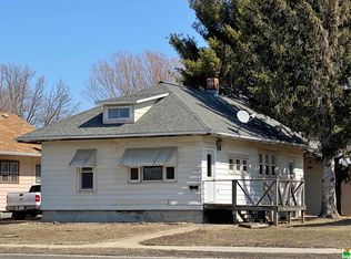 120 5th Ave SW, Le Mars, IA 51031