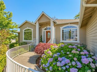 1215 NW Cooke Ave, Grants Pass, OR