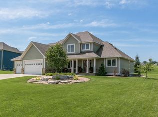 5347 Scenic Oak Dr SW, Rochester, MN 55902