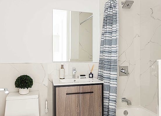5th image of 1735 York Ave APT 6e