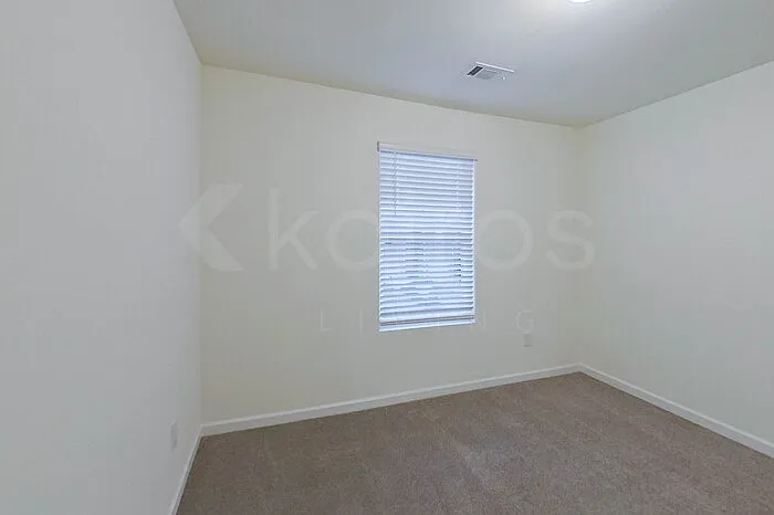 223 Long Island Dr — Photo 11