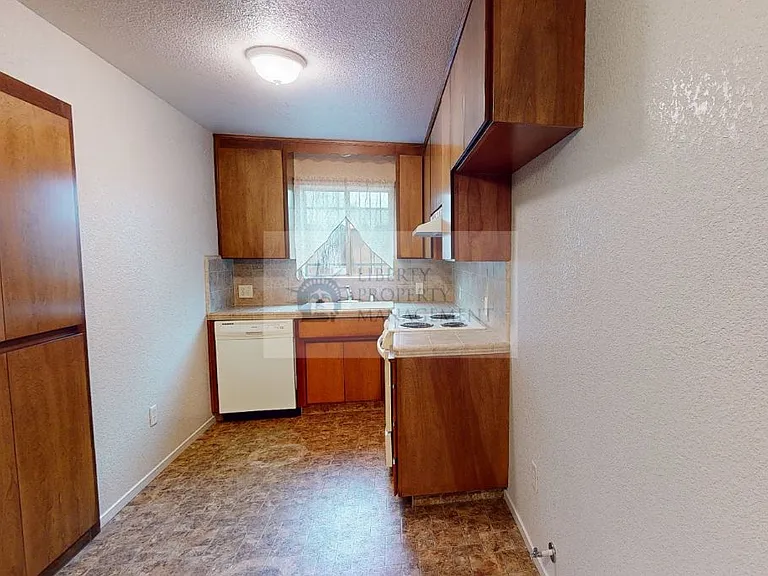 915 Kenwood Ave #3 — Photo 8