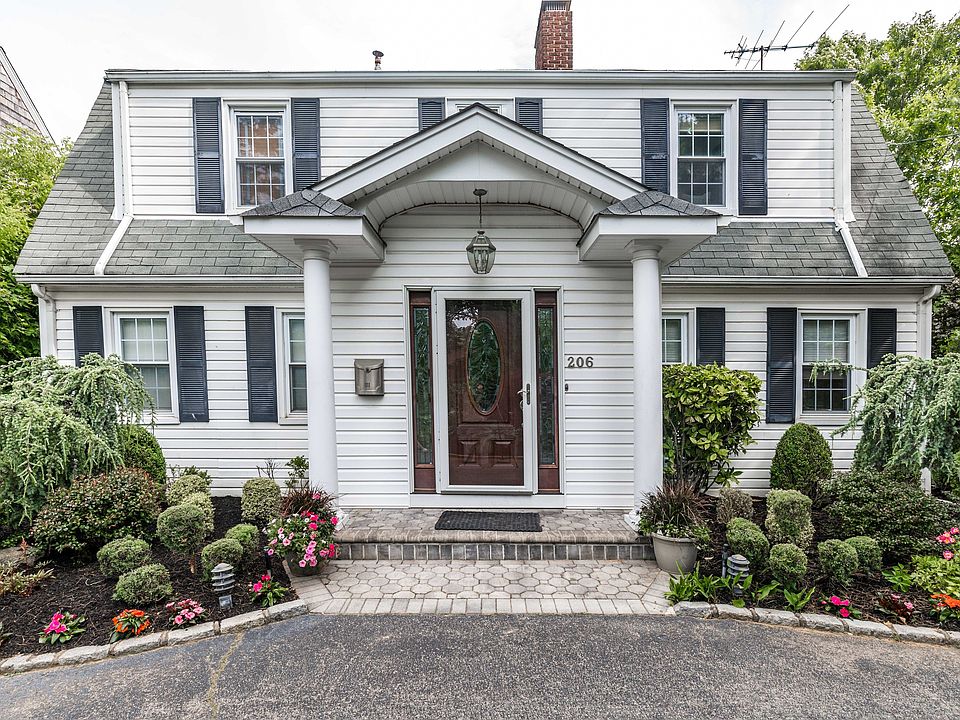 1st image of 206 Ocean Ave