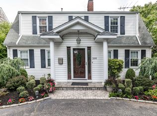 206 Ocean Ave, Woodmere, NY 11598