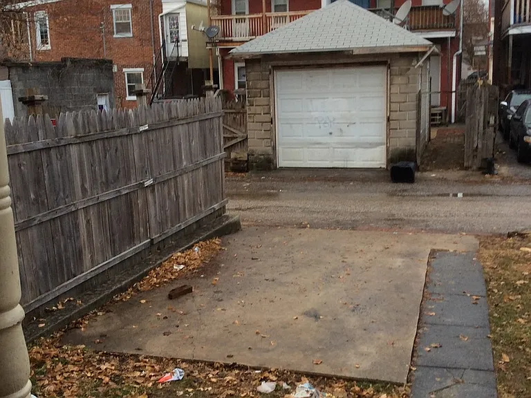 729 W Poplar St #1 — Photo 7