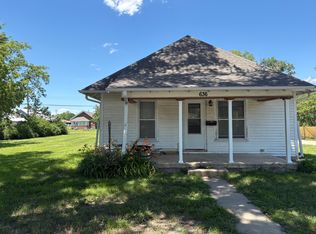 636 E 3rd St, Superior, NE 68978