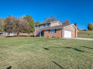 135 Freedom Rd, Bristol, VA 24201