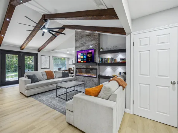 10414 Quail Ridge Dr, Austin, TX 78758