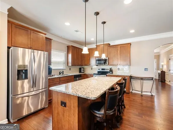 374 Eagles Bluff Way, Hoschton, GA 30548