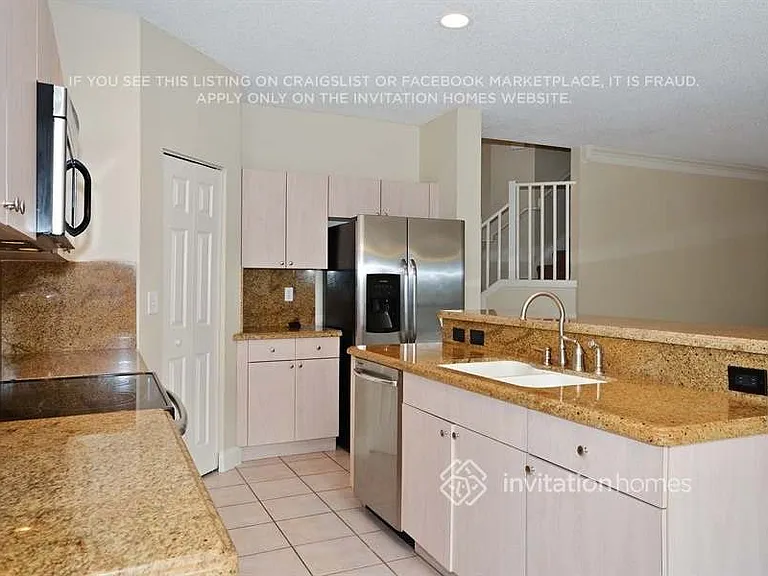 8556 NW 57th Dr — Photo 10