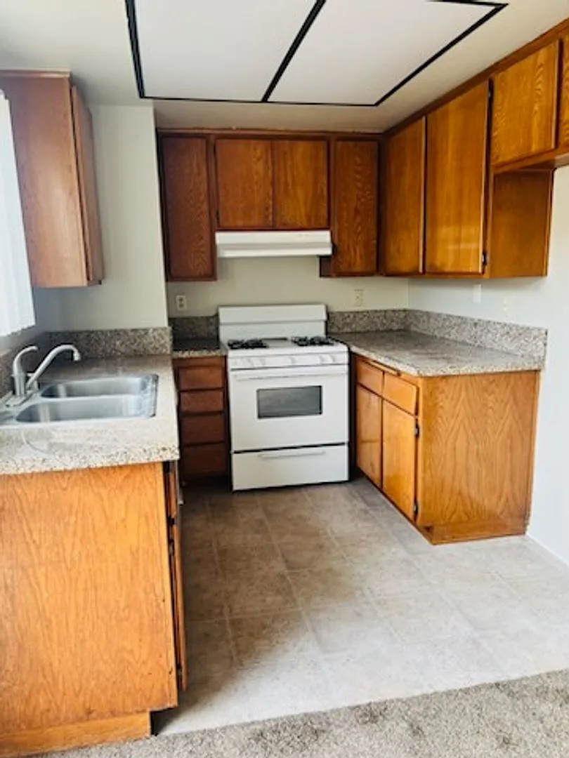 3152 Triumph Ln — Photo 1