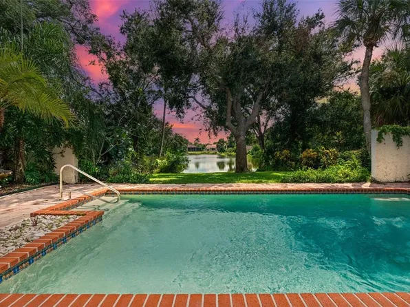 2214 Kara Chase #11, Sarasota, FL 34240