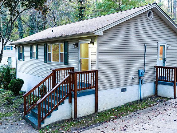 2nd image of 29883 Hillview Dr