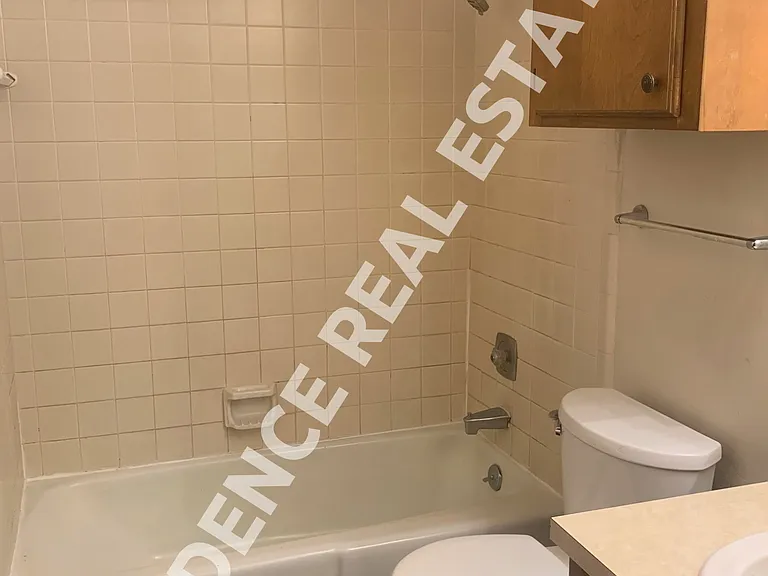 1006 Sybil Dr — Photo 7
