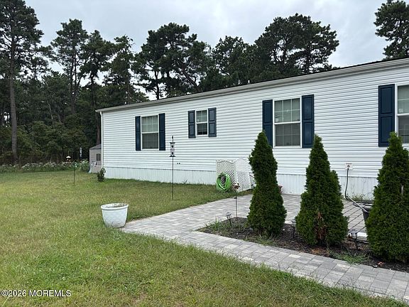 3rd image of 9 Martin Drive