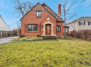 30 Bentham Pkwy, Amherst, NY 14226