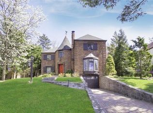 24 Whistler Rd, Scarsdale, NY 10583