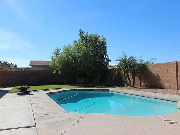 3rd image of 2662 S Laramie Way