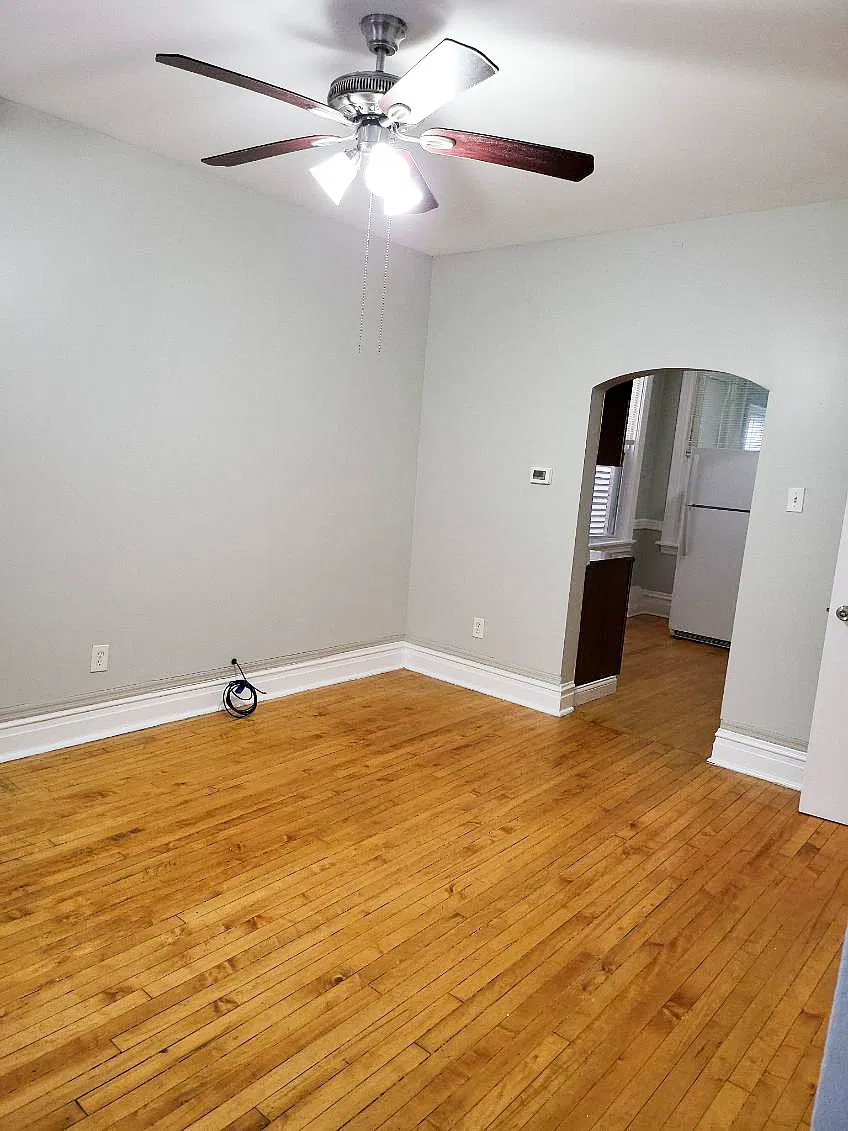 3 bed, 1725 sqft, $3,400 — Photo 3