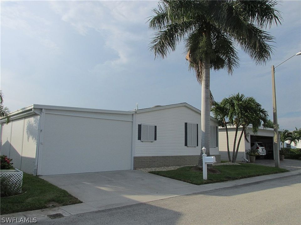1st image of 17700 Canal Cove Ct NW