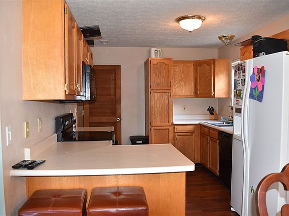 5th image of 624 Braxton Dr N
