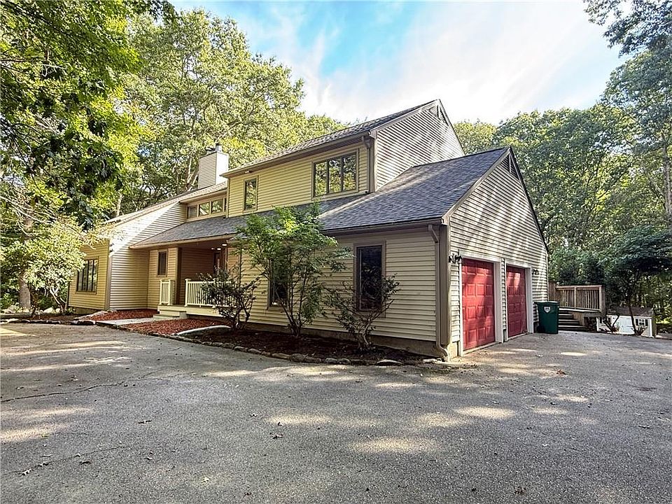 1st image of 26 Trout Brook Ln