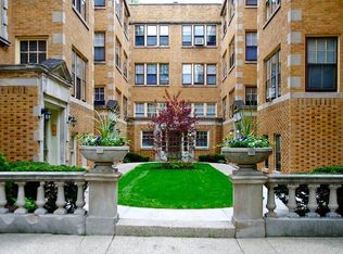 246 Washington Blvd APT 1AS, Oak Park, IL 60302