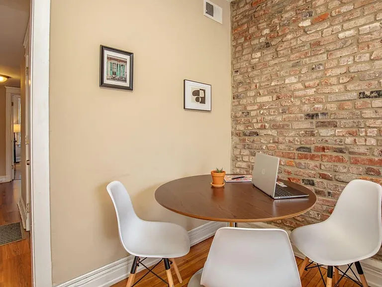 Lyndon Apartment — Photo 17