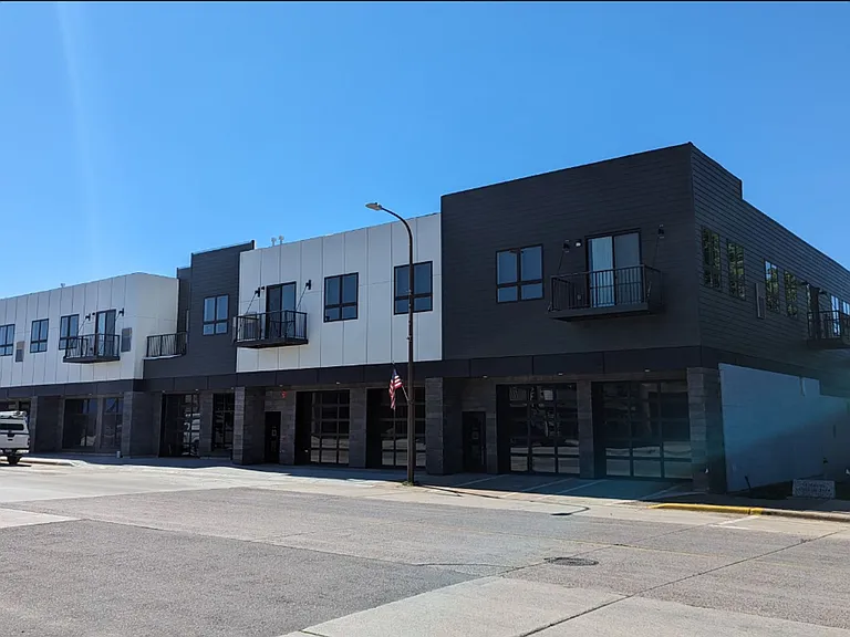 116 W Main St — Photo 1