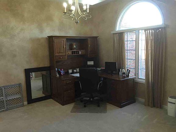 4th image of 6657 Brentridge Ln