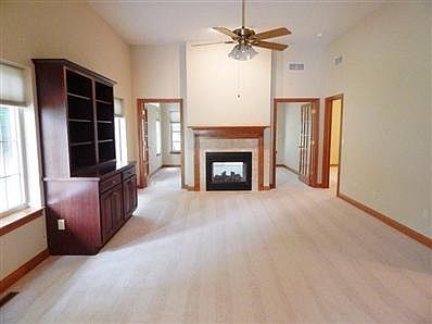 2nd image of 4908 Waters Edge Dr
