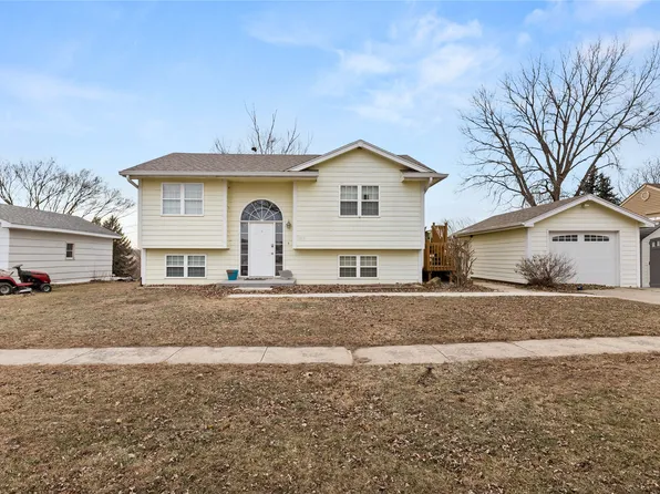 1013 Marshall St, De Soto, IA 50069