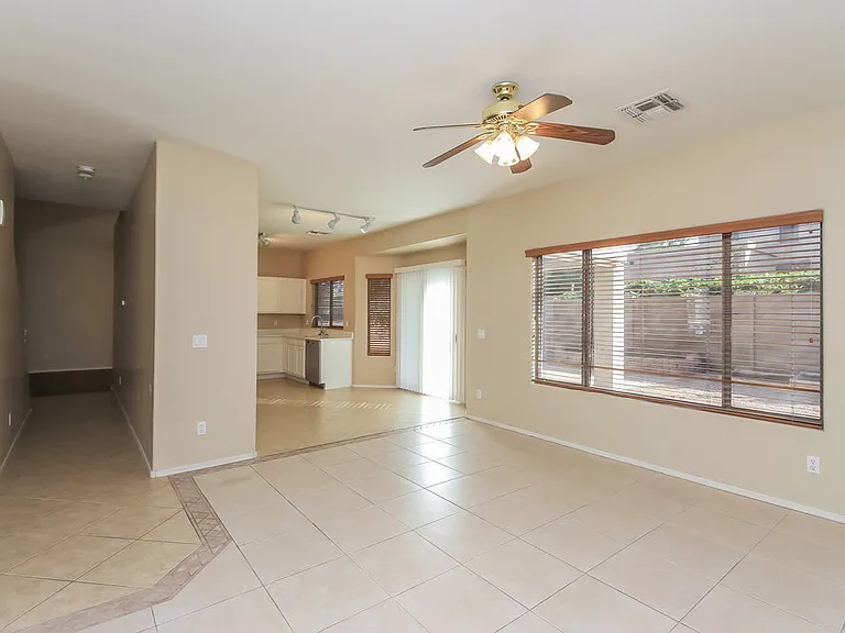 21299 E Lords Way — Photo 6