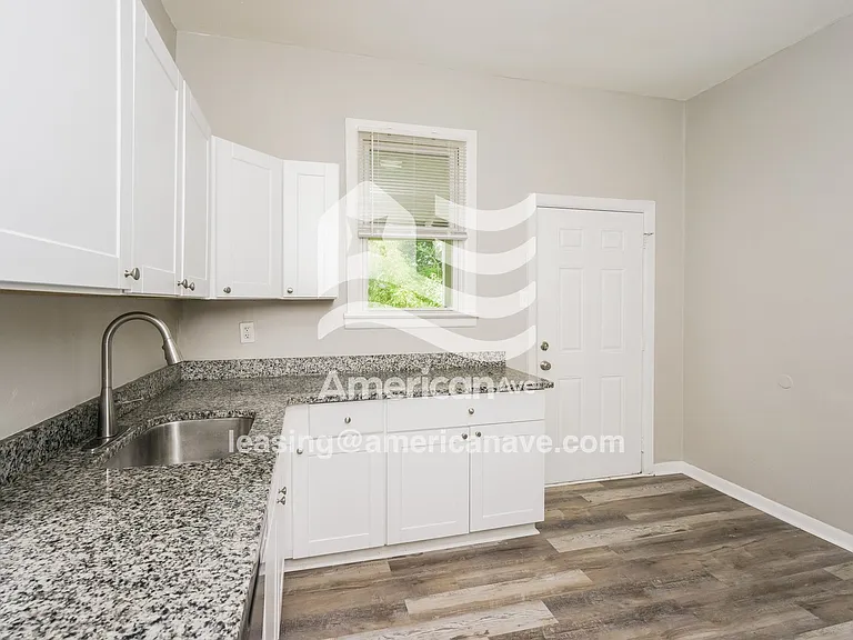 1346335_009_wm_-_kitchen_12992200.jpg