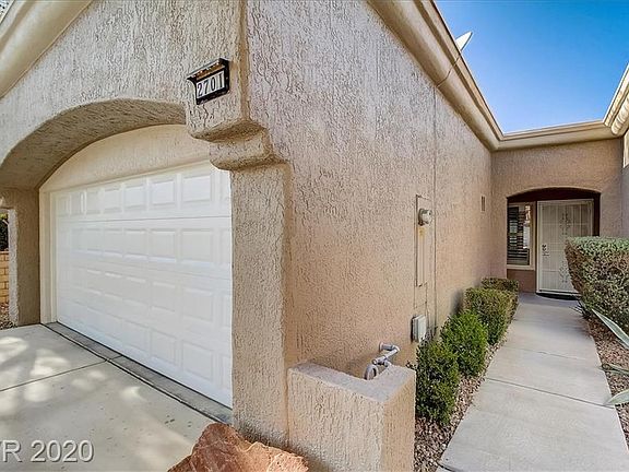 4th image of 2701 Breakers Creek Dr
