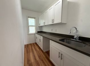52 Crystal St #1, Worcester, MA 01603